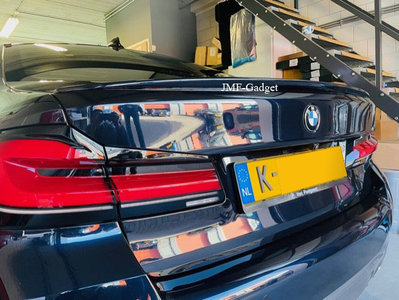 BMW 5 serie G30 M5 Styling Koffer Spoiler Gespoten