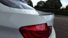 BMW F10 M5 Styling Koffer Spoiler Gespoten